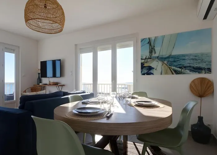 Апартаменты 121 - Le Bel Horizon - 6 People - Sea View - Balcony